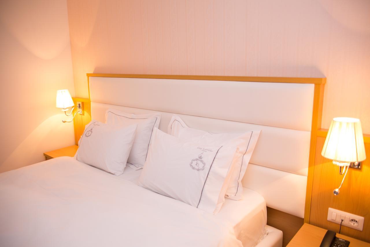 Santa Quaranta Premium Resort Sarandë Eksteriør bilde