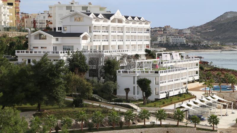 Santa Quaranta Premium Resort Sarandë Eksteriør bilde