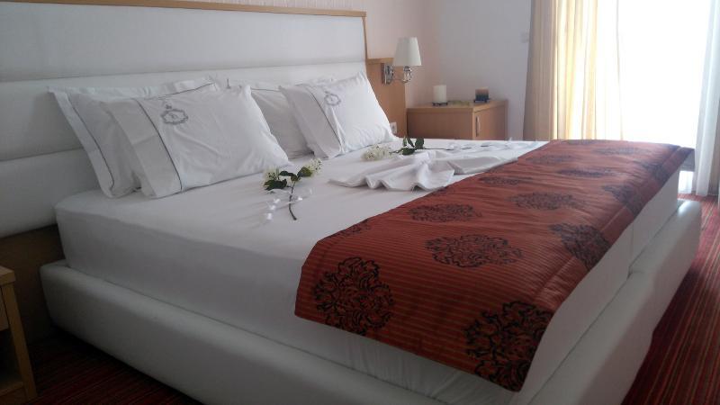 Santa Quaranta Premium Resort Sarandë Eksteriør bilde